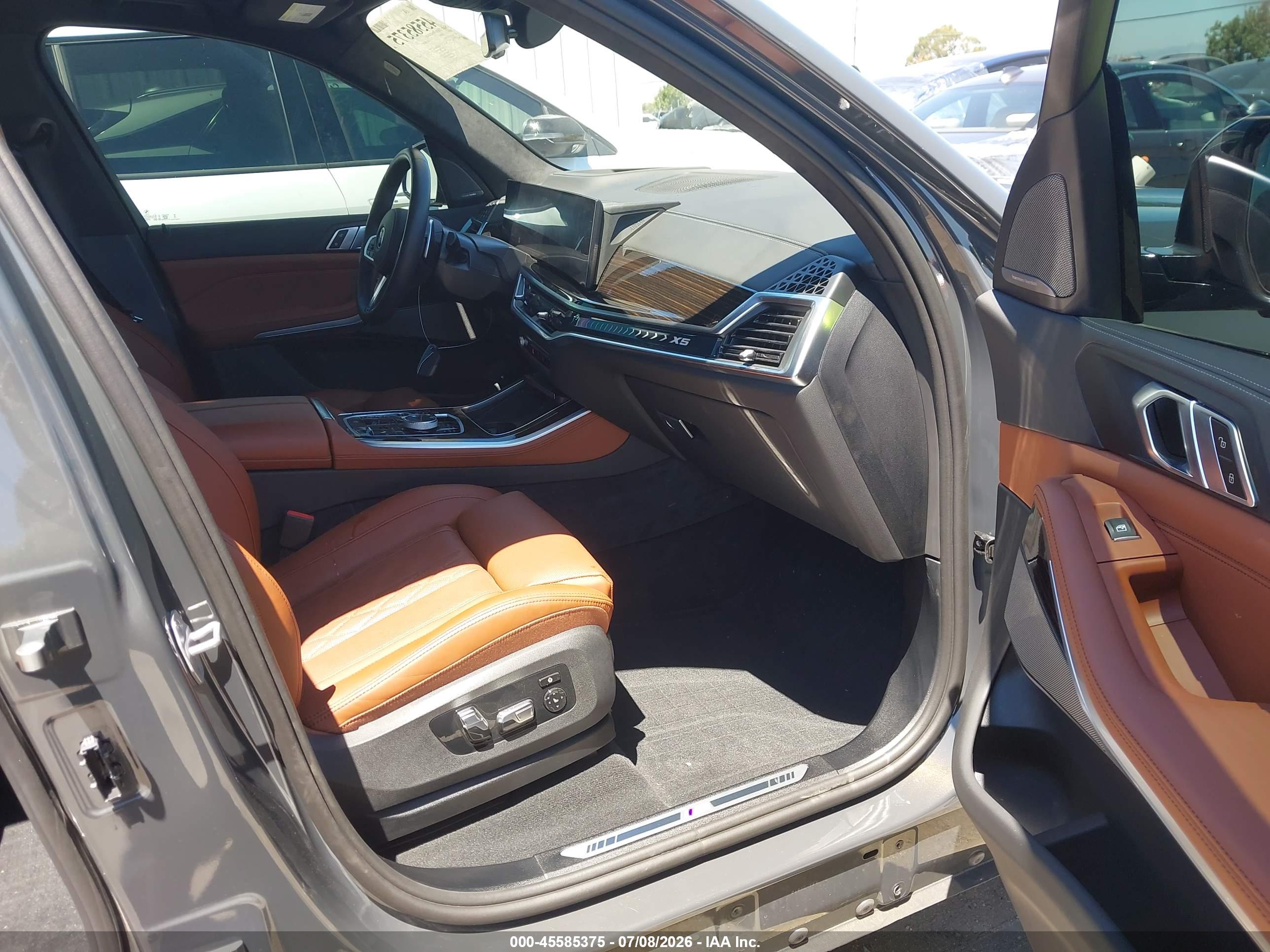 2026 BMW X5 PHEV XDRIVE50E