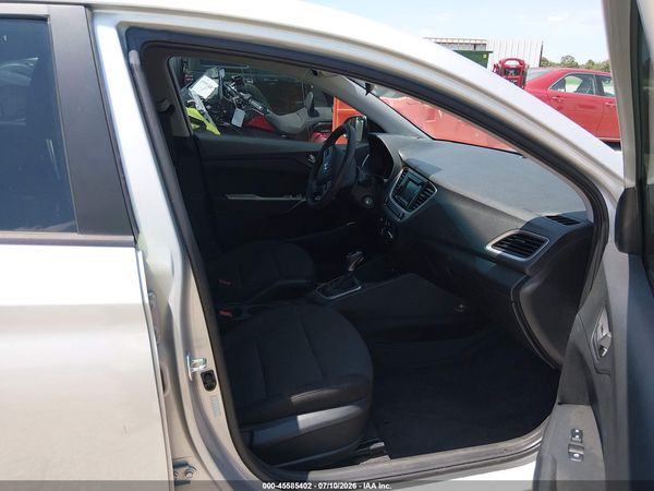 2022 HYUNDAI ACCENT SE