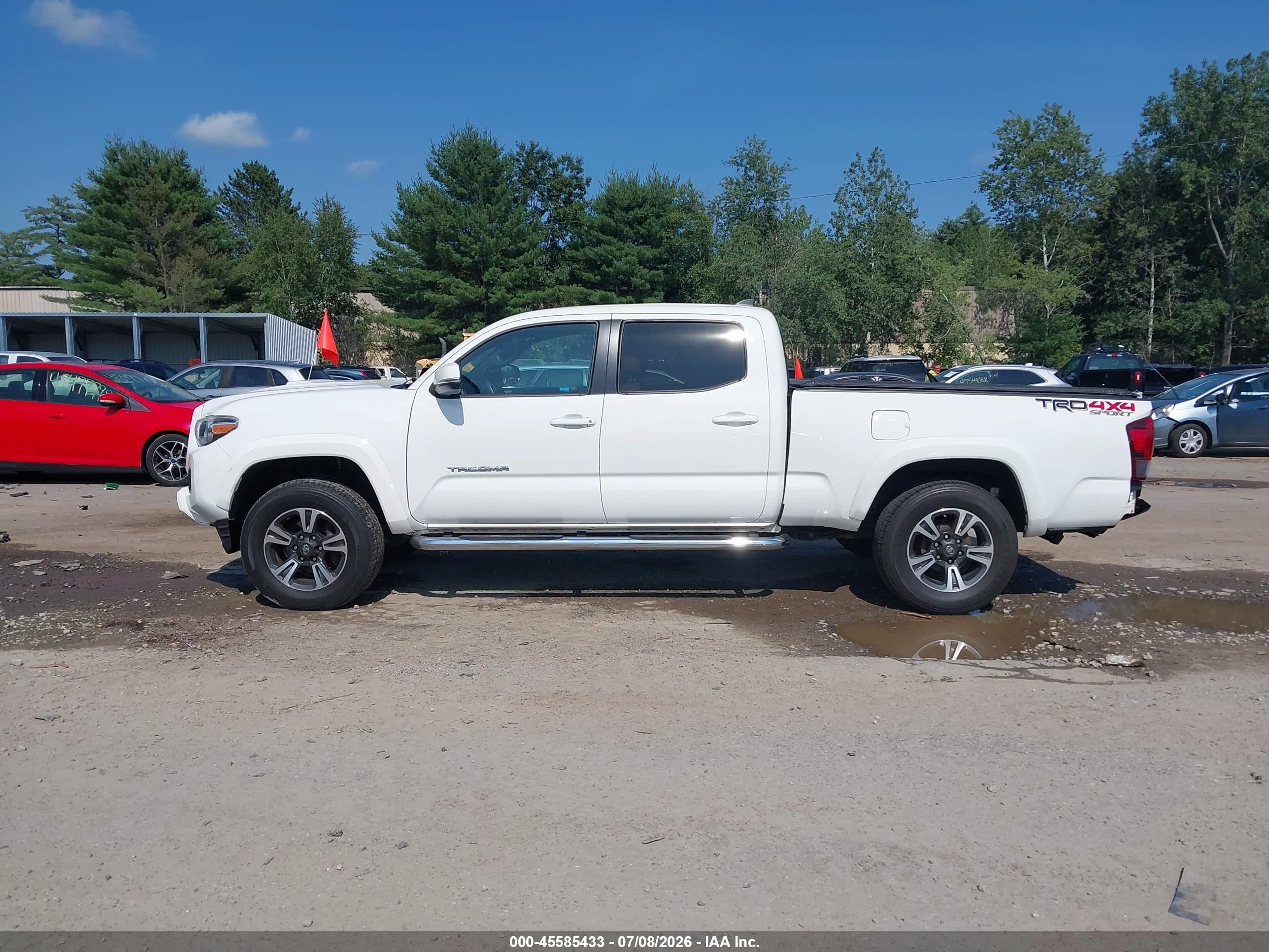 2018 TOYOTA TACOMA TRD SPORT