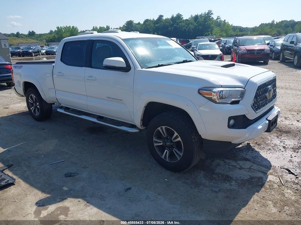 2018 TOYOTA TACOMA TRD SPORT