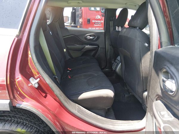 2019 JEEP CHEROKEE LATITUDE FWD