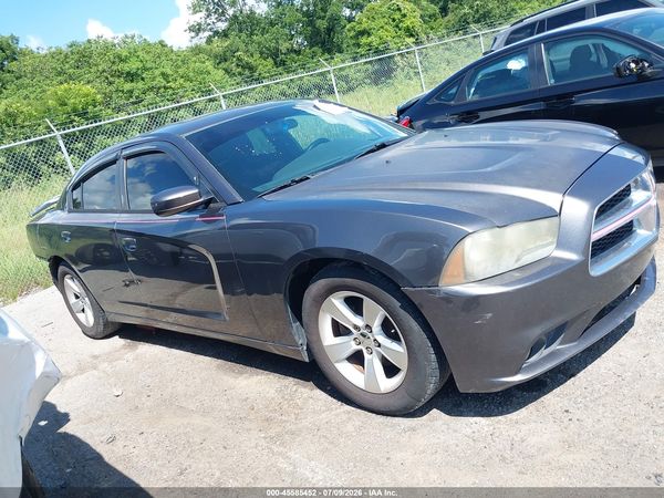 2013 DODGE CHARGER SE