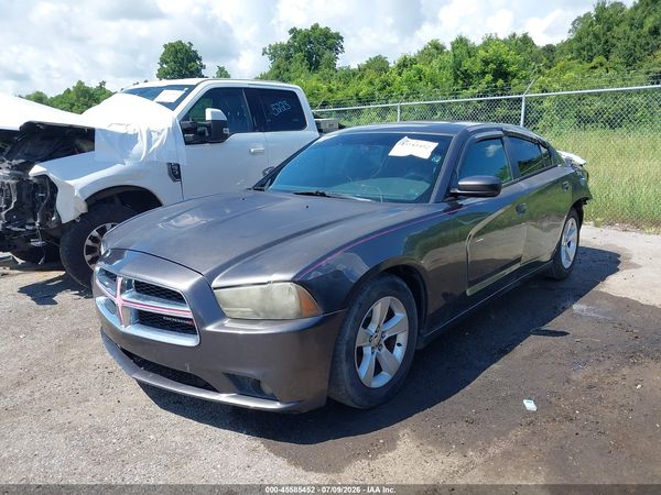 2013 DODGE CHARGER SE