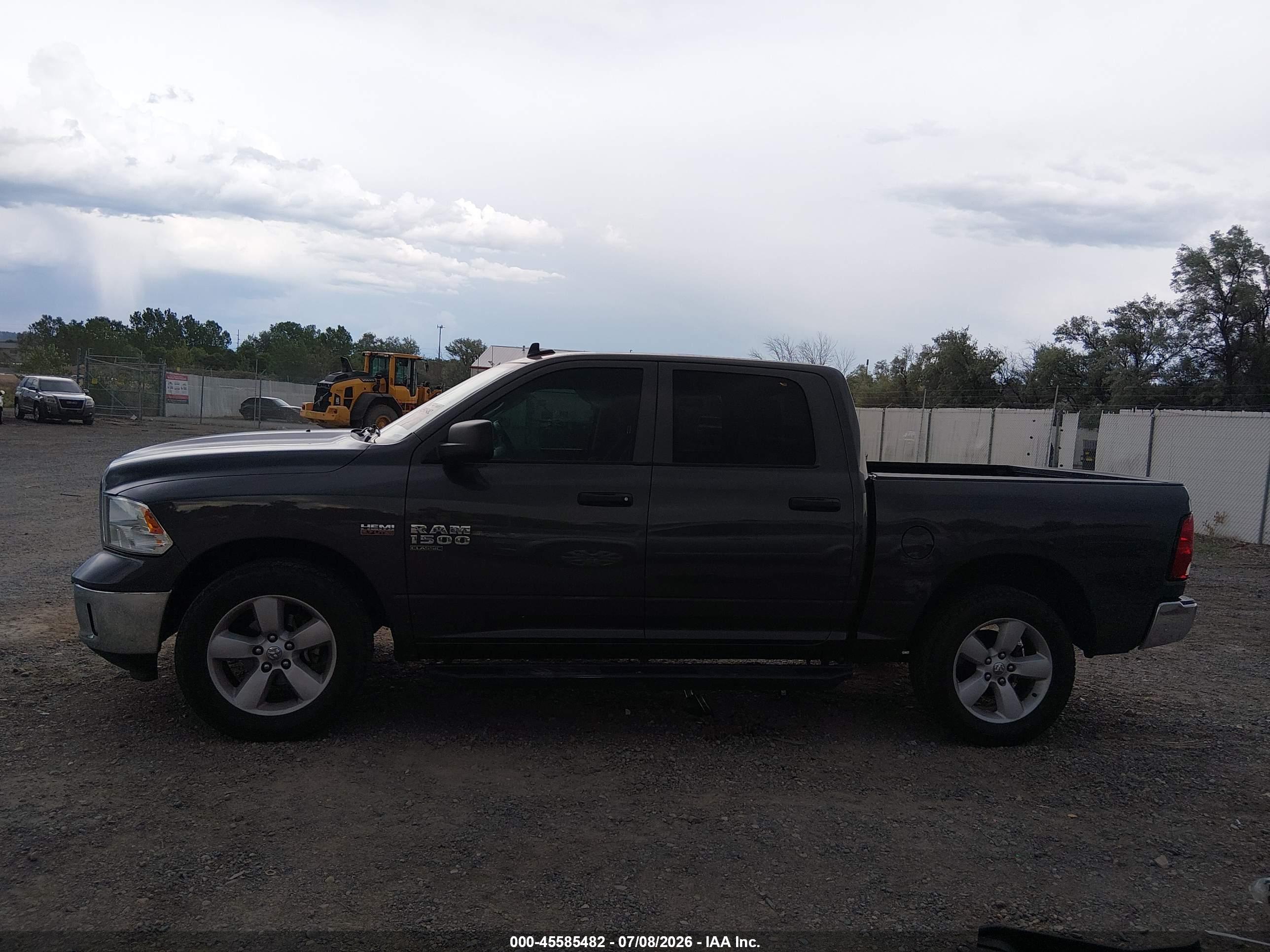 2020 RAM 1500 CLASSIC TRADESMAN  4X4 5'7 BOX