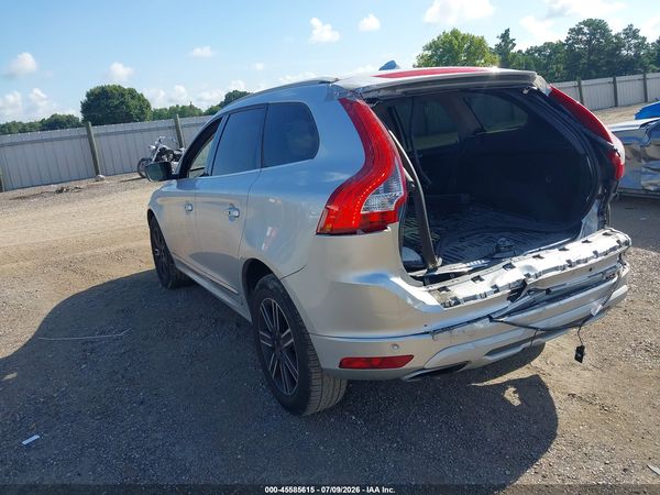 2017 VOLVO XC60 T5 DYNAMIC