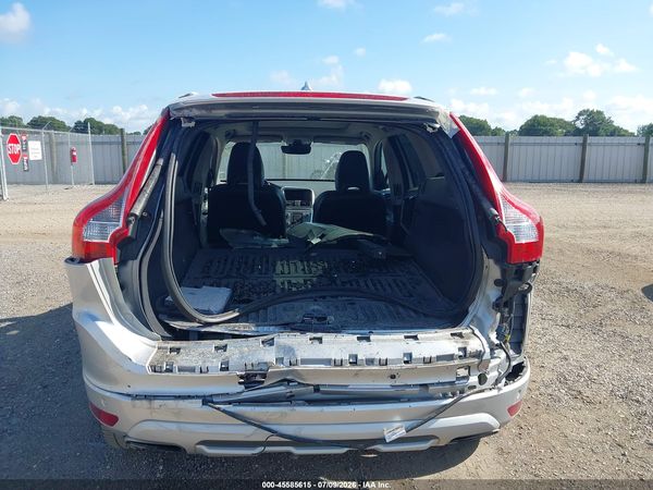 2017 VOLVO XC60 T5 DYNAMIC