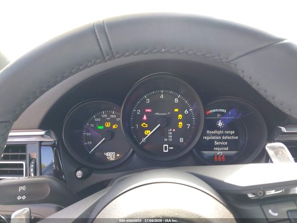 2025 PORSCHE MACAN T