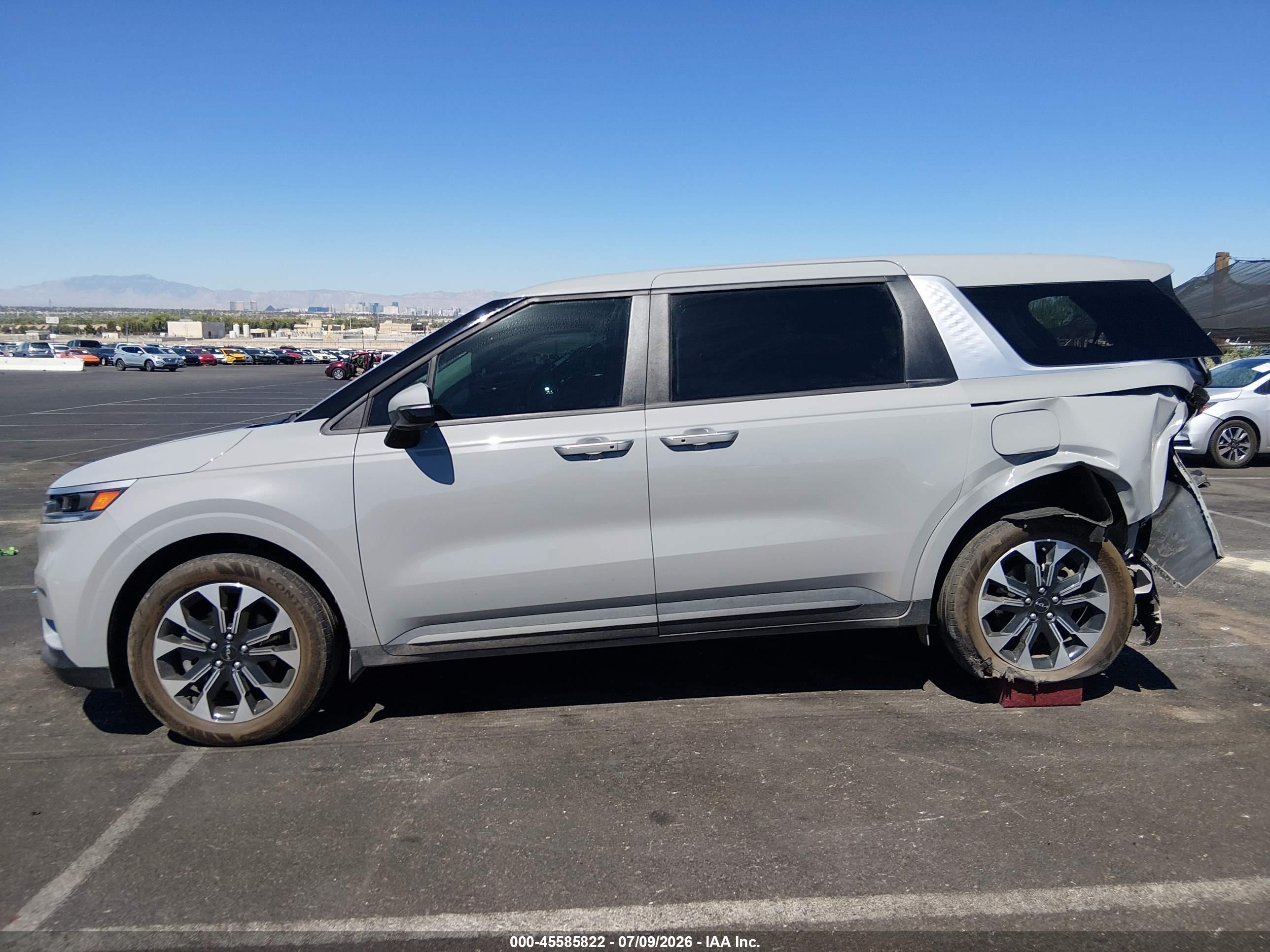 2024 KIA CARNIVAL MPV EX
