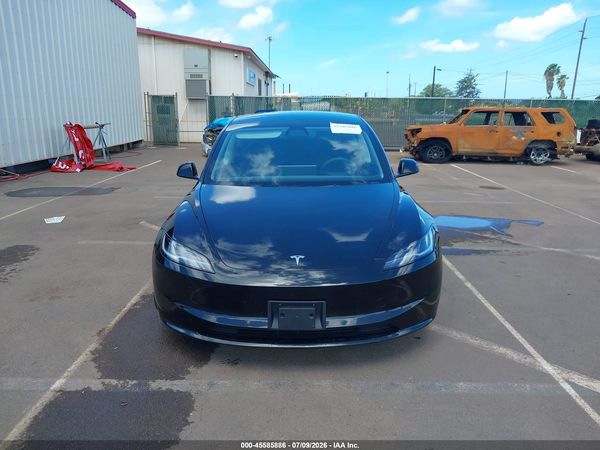 2025 TESLA MODEL 3