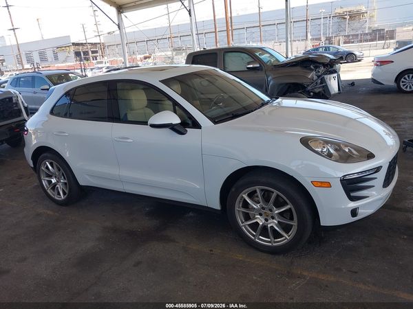 2016 PORSCHE MACAN S