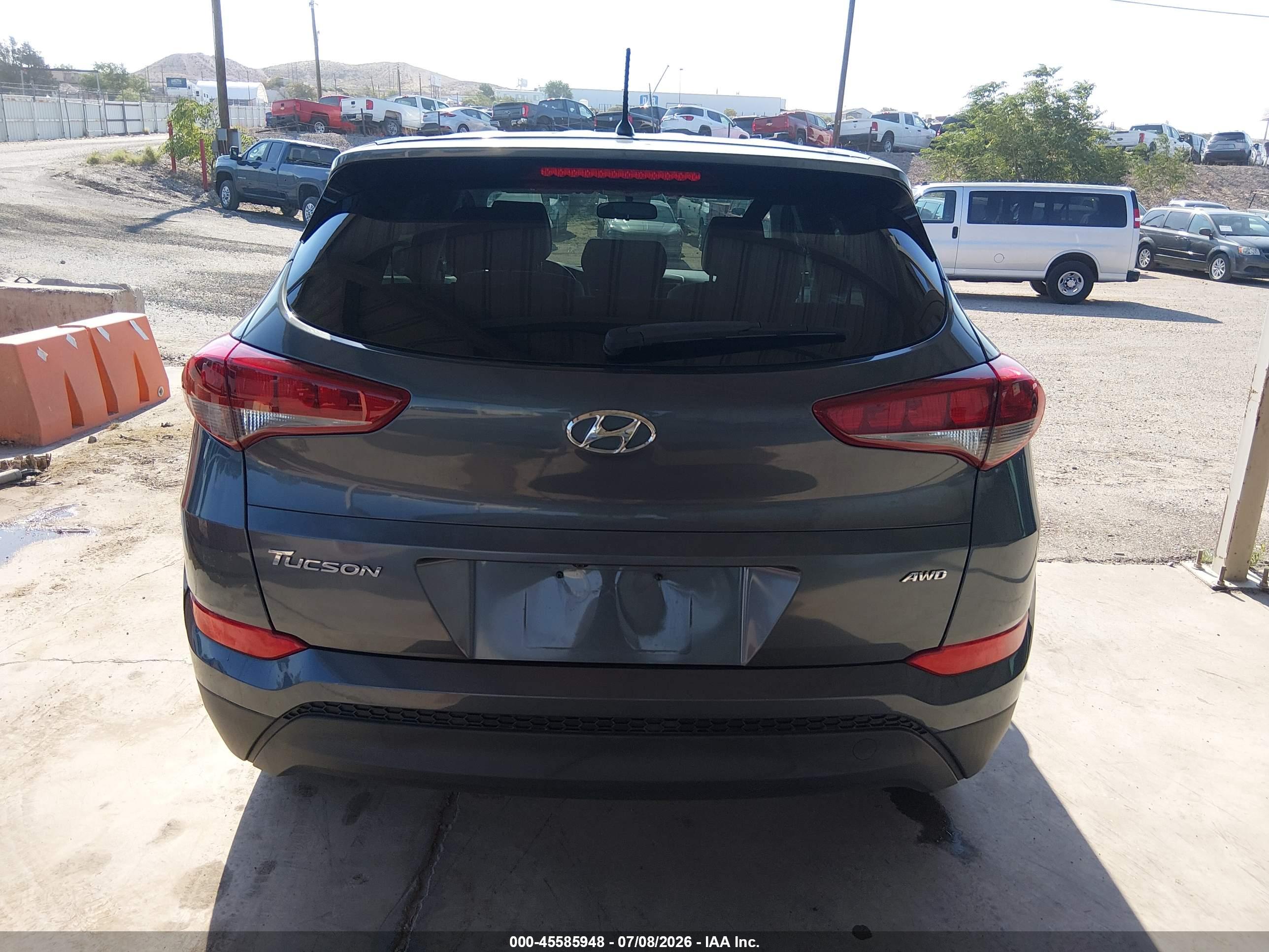 2018 HYUNDAI TUCSON SE