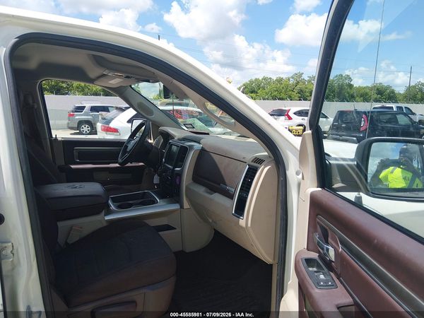 2016 RAM 1500 SLT