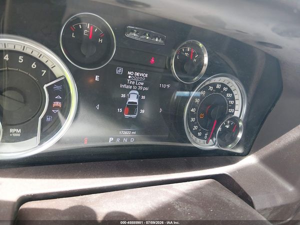2016 RAM 1500 SLT