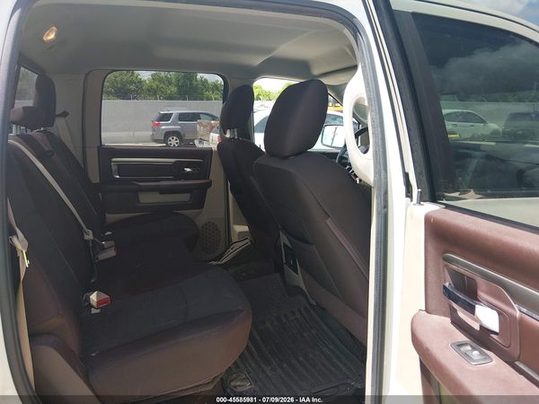 2016 RAM 1500 SLT