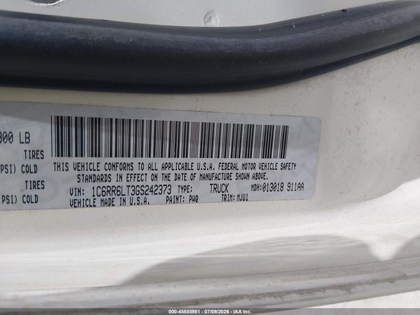 2016 RAM 1500 SLT