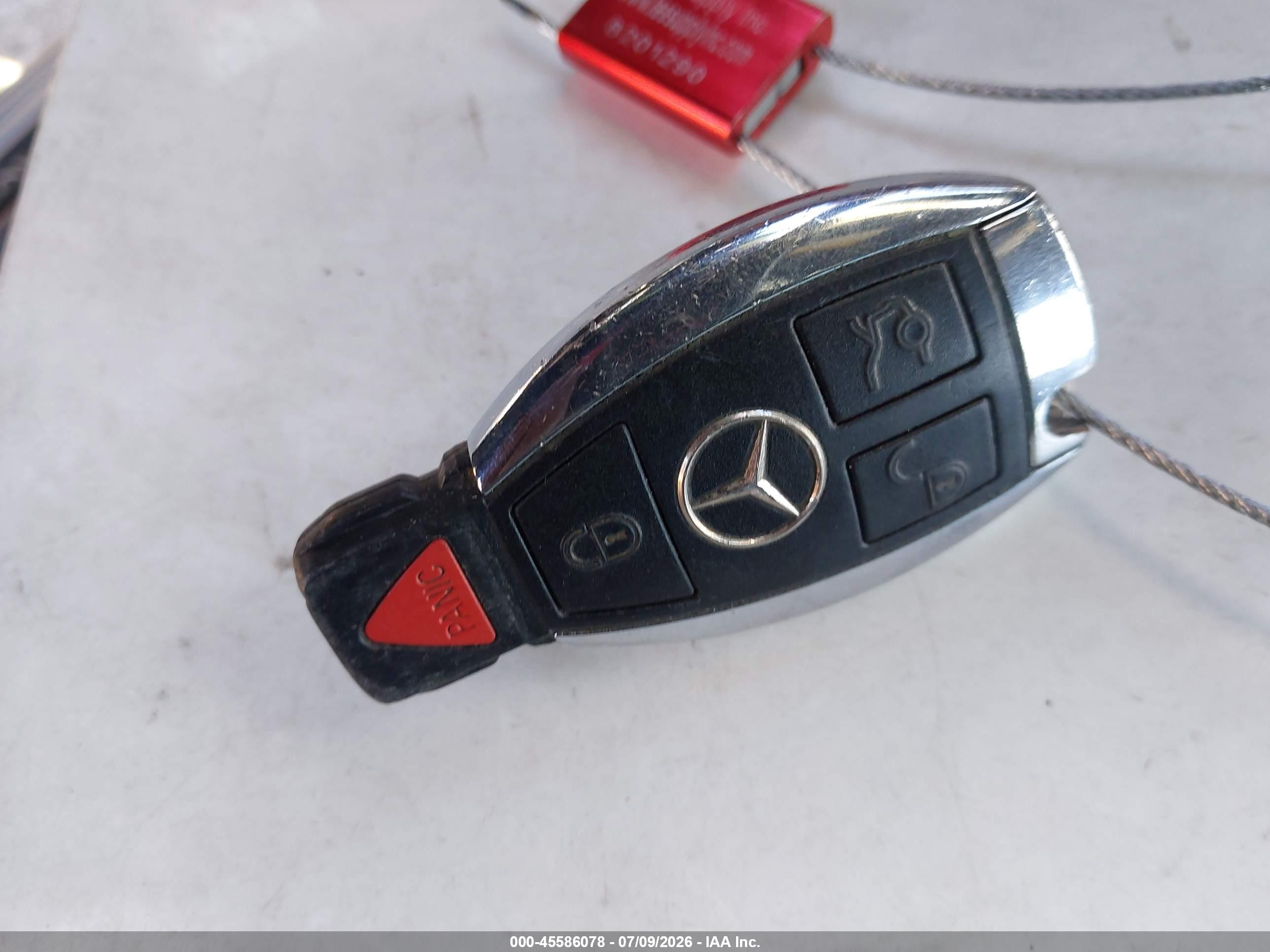 2010 MERCEDES-BENZ C 300 C300