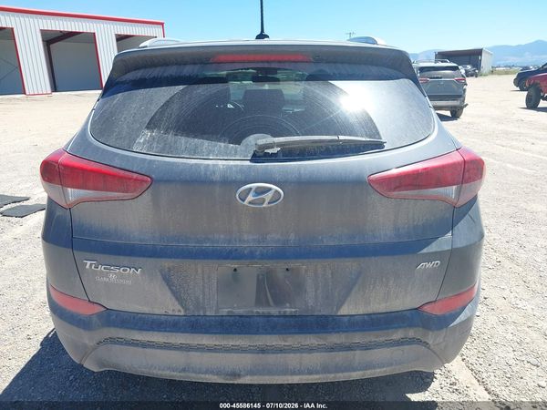 2017 HYUNDAI TUCSON SE