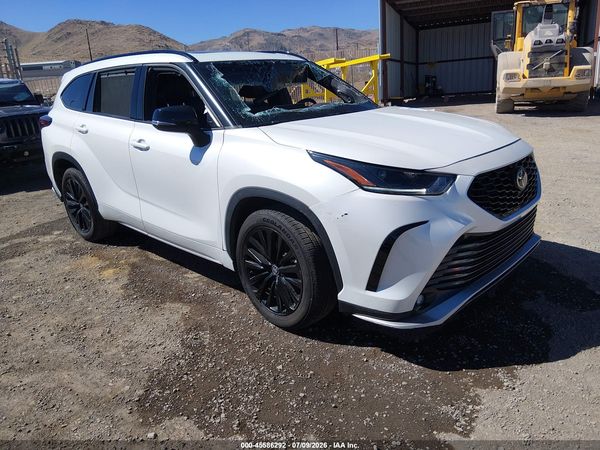 2023 TOYOTA HIGHLANDER XSE
