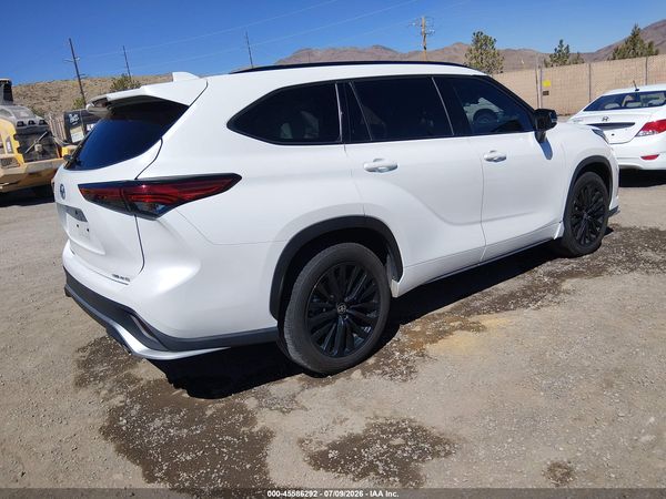 2023 TOYOTA HIGHLANDER XSE