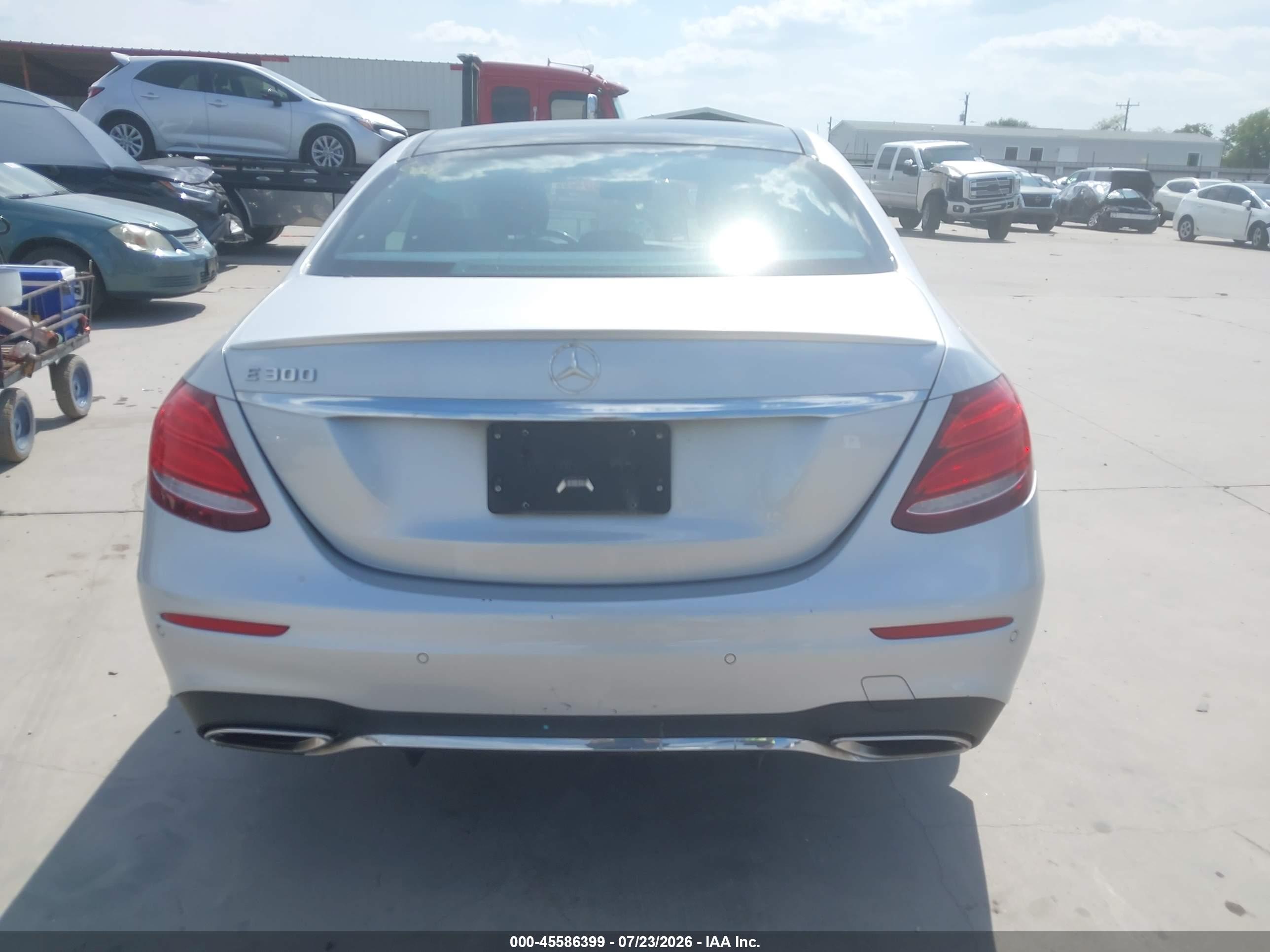 2019 MERCEDES-BENZ E 300 E300