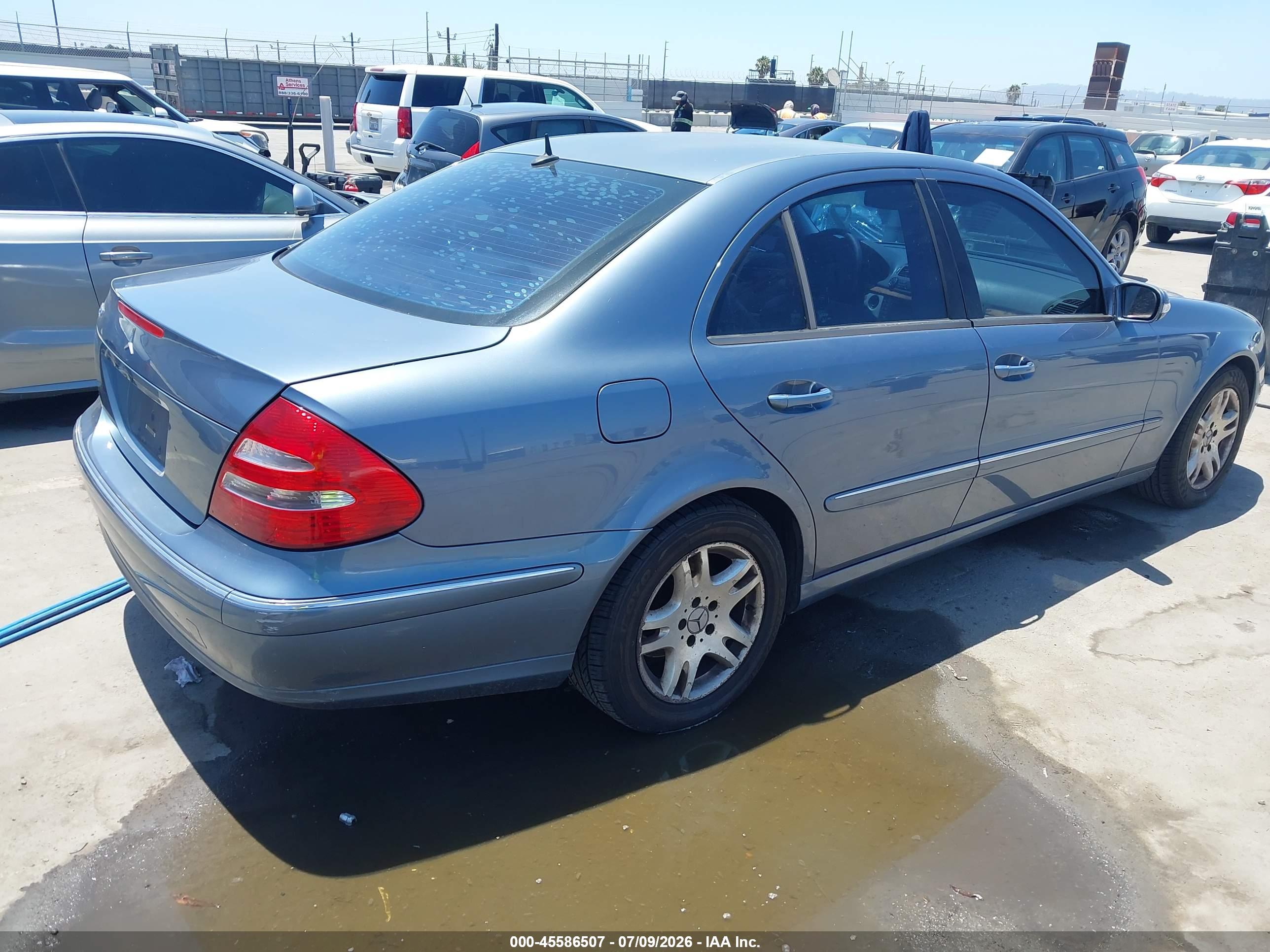 2004 MERCEDES-BENZ E E320