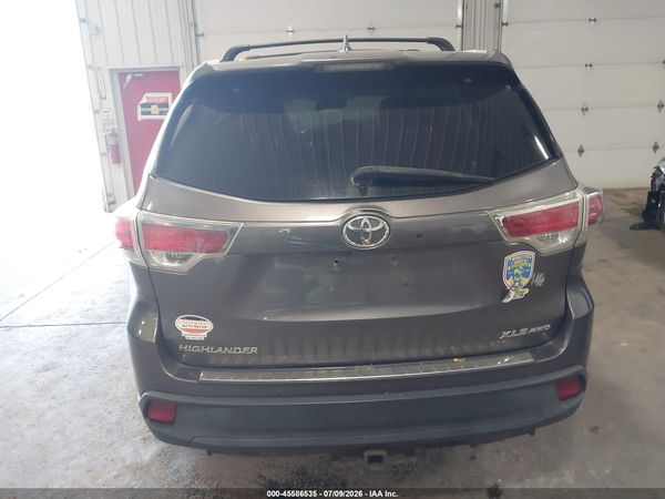2016 TOYOTA HIGHLANDER XLE