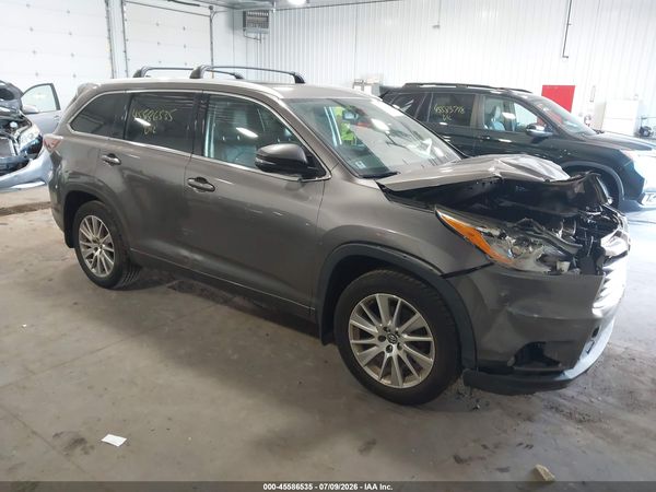 2016 TOYOTA HIGHLANDER XLE