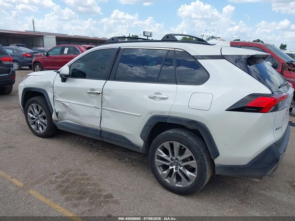2022 TOYOTA RAV4 LIMITED