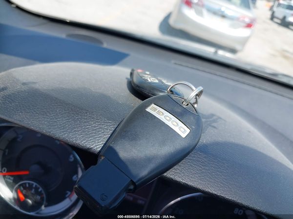 2013 DODGE GRAND CARAVAN R/T — I11