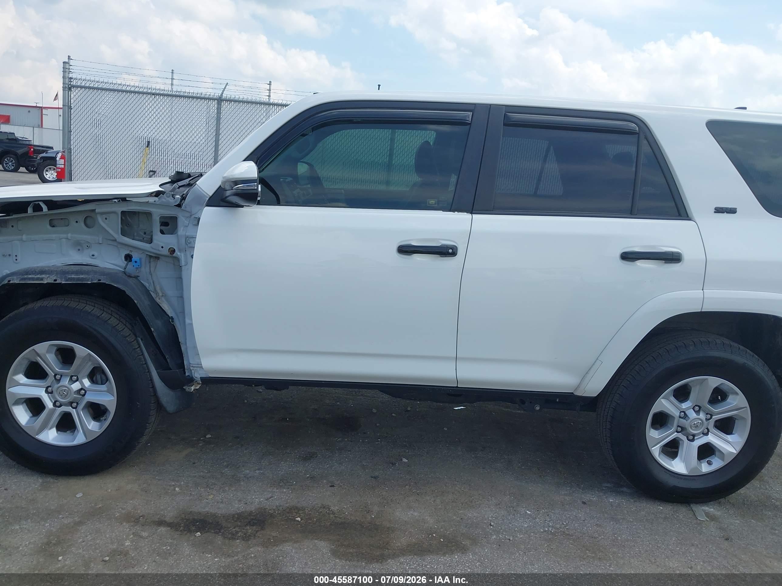 2018 TOYOTA 4RUNNER SR5 PREMIUM