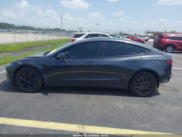2025 TESLA MODEL 3