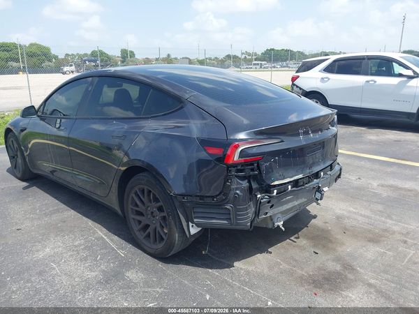 2025 TESLA MODEL 3