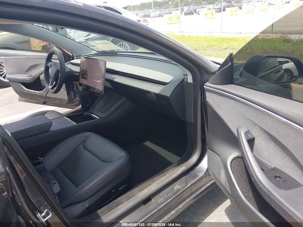2025 TESLA MODEL 3