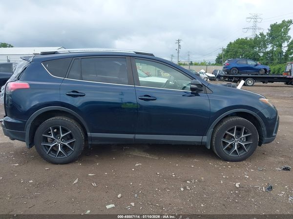 2017 TOYOTA RAV4 SE