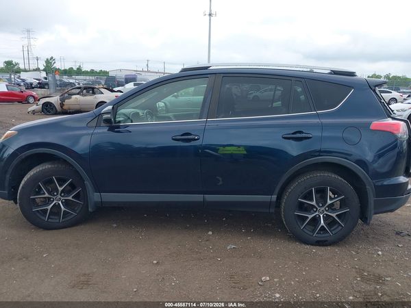 2017 TOYOTA RAV4 SE