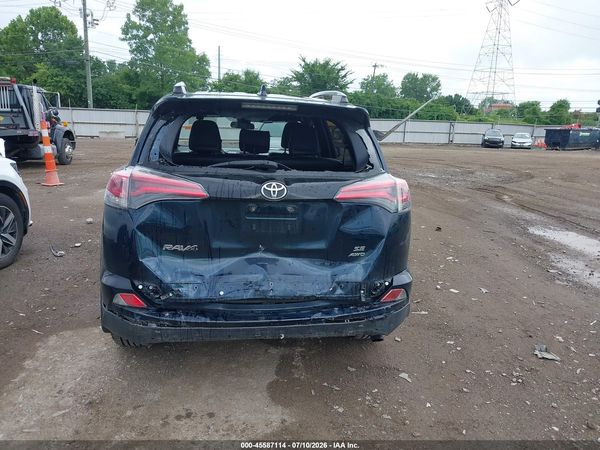 2017 TOYOTA RAV4 SE