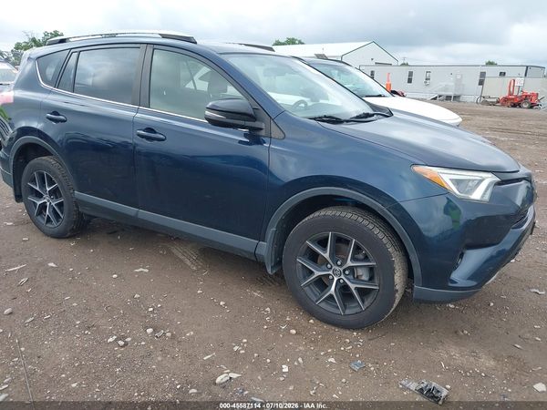 2017 TOYOTA RAV4 SE