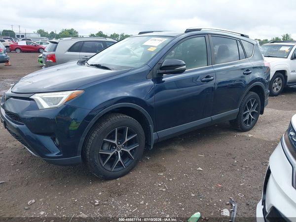2017 TOYOTA RAV4 SE