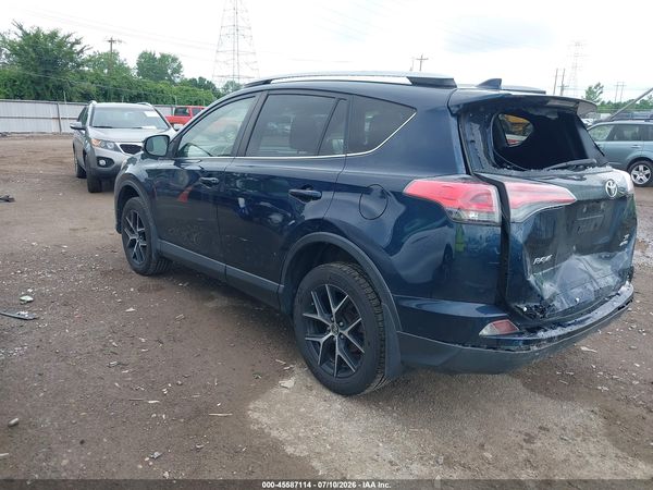 2017 TOYOTA RAV4 SE