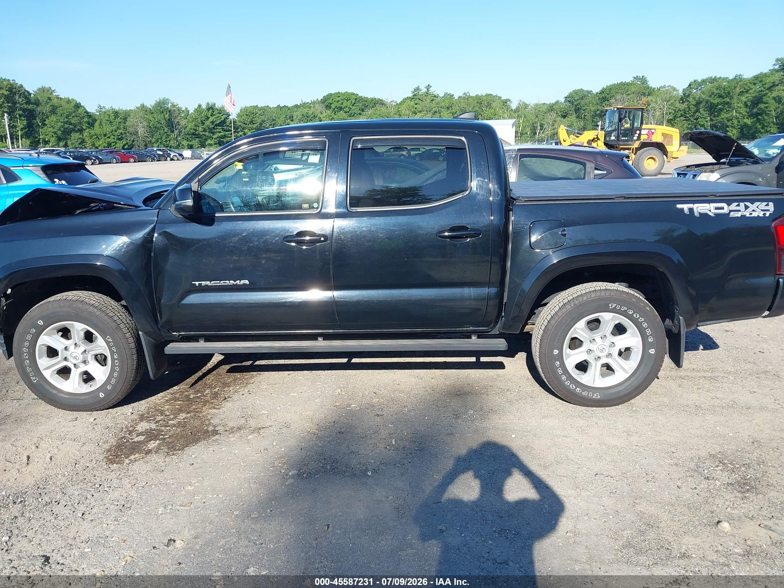 2018 TOYOTA TACOMA TRD SPORT
