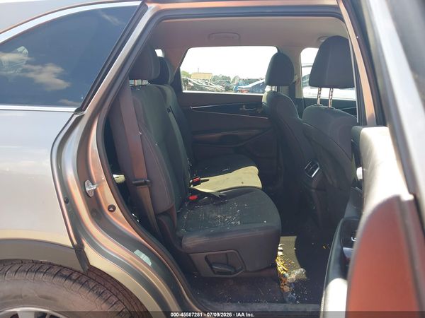 2019 KIA SORENTO 2.4L LX