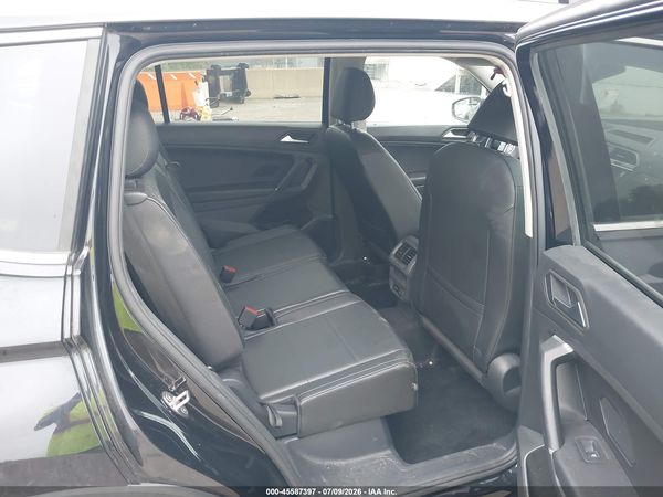 2020 VOLKSWAGEN TIGUAN — I8