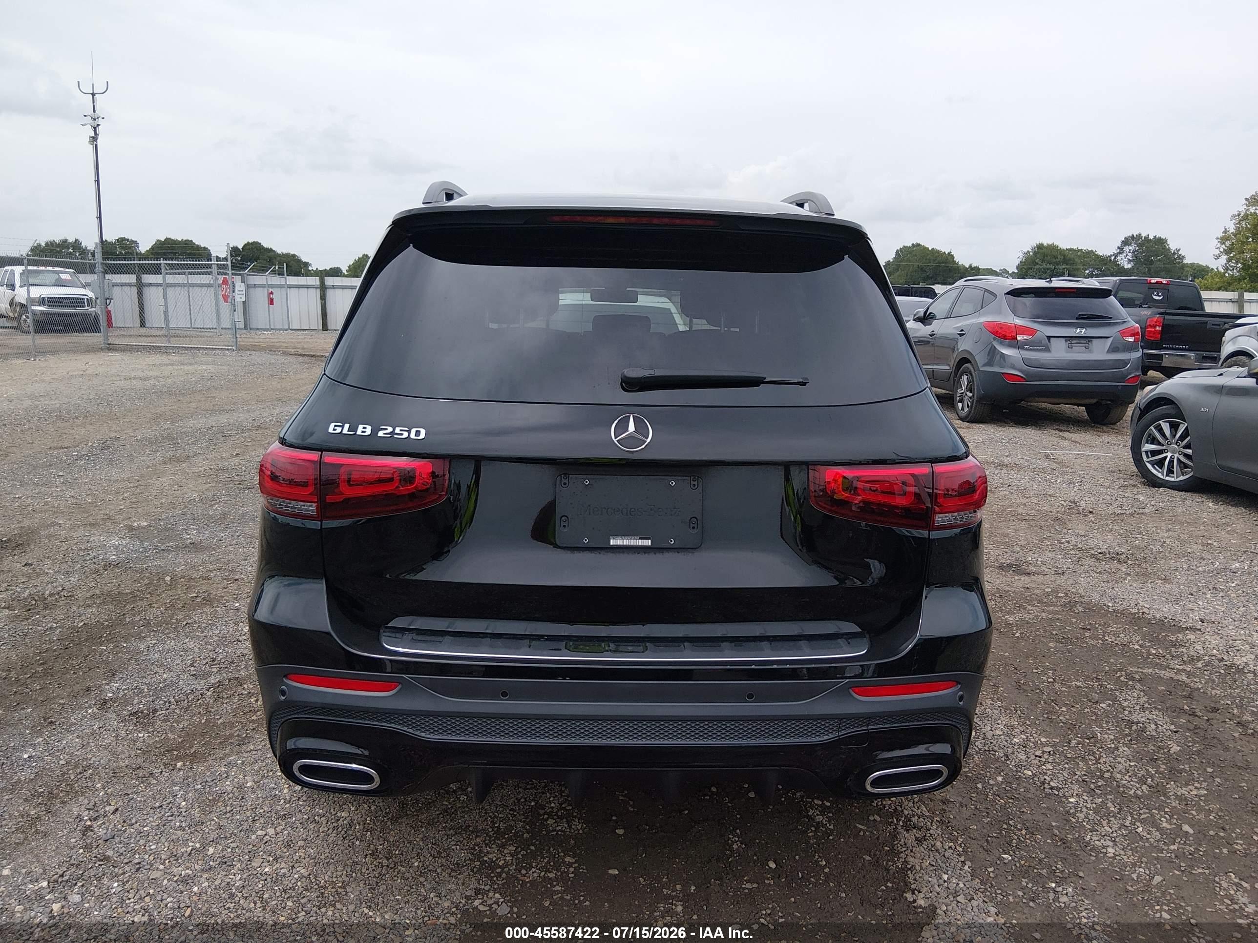 2023 MERCEDES-BENZ GLB 250 GLB250