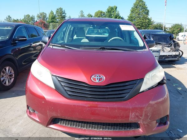 2014 TOYOTA SIENNA L V6 7 PASSENGER