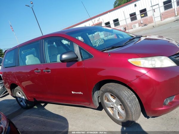 2014 TOYOTA SIENNA L V6 7 PASSENGER