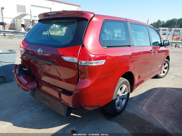 2014 TOYOTA SIENNA L V6 7 PASSENGER