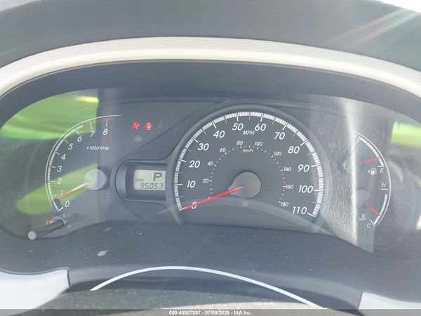 2014 TOYOTA SIENNA L V6 7 PASSENGER