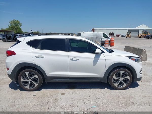 2016 HYUNDAI TUCSON SPORT