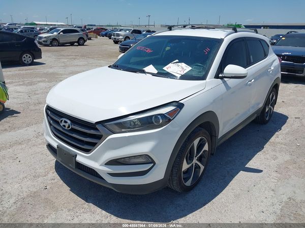 2016 HYUNDAI TUCSON SPORT