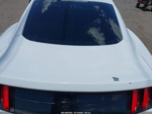2017 FORD MUSTANG V6